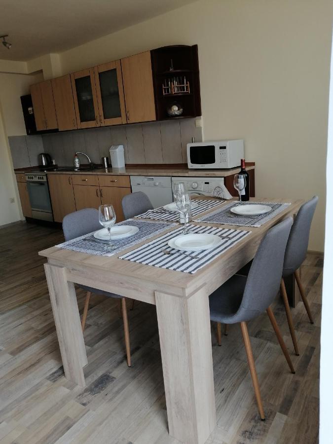Yanakiev'S Central Apartment 부르가스 외부 사진