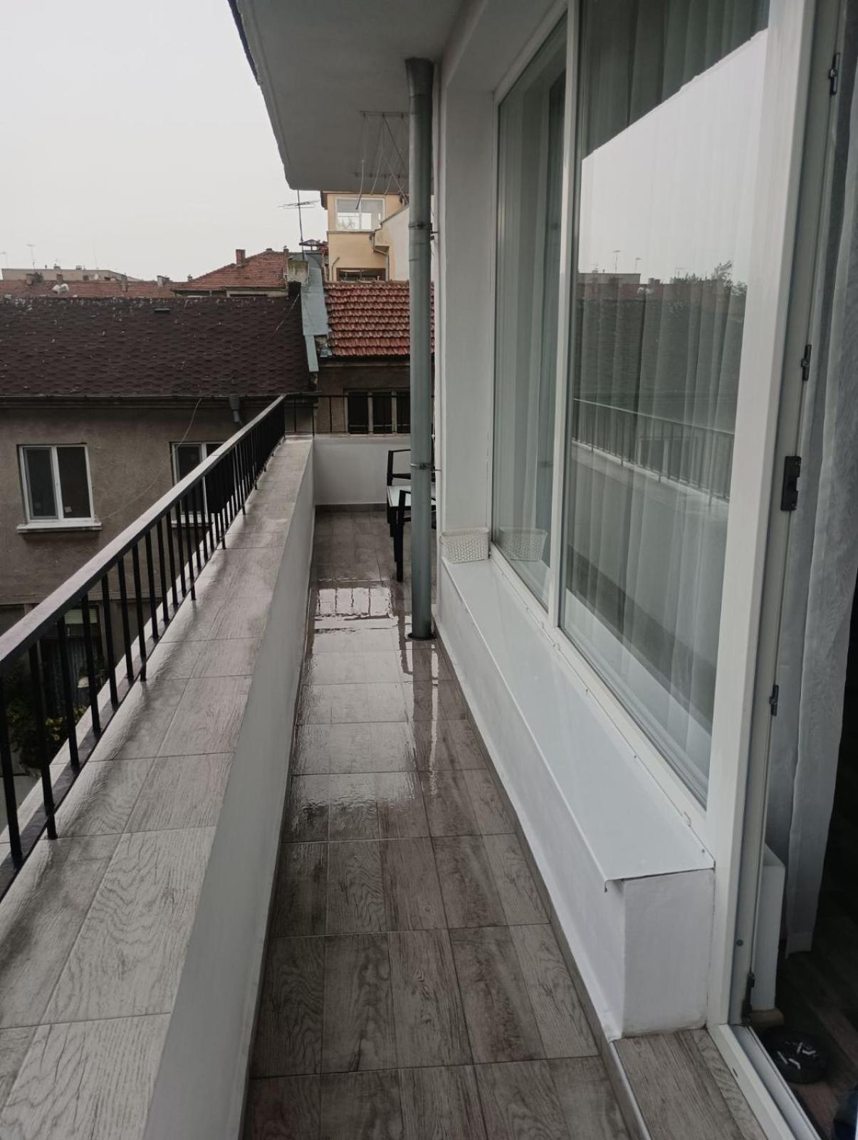 Yanakiev'S Central Apartment 부르가스 외부 사진